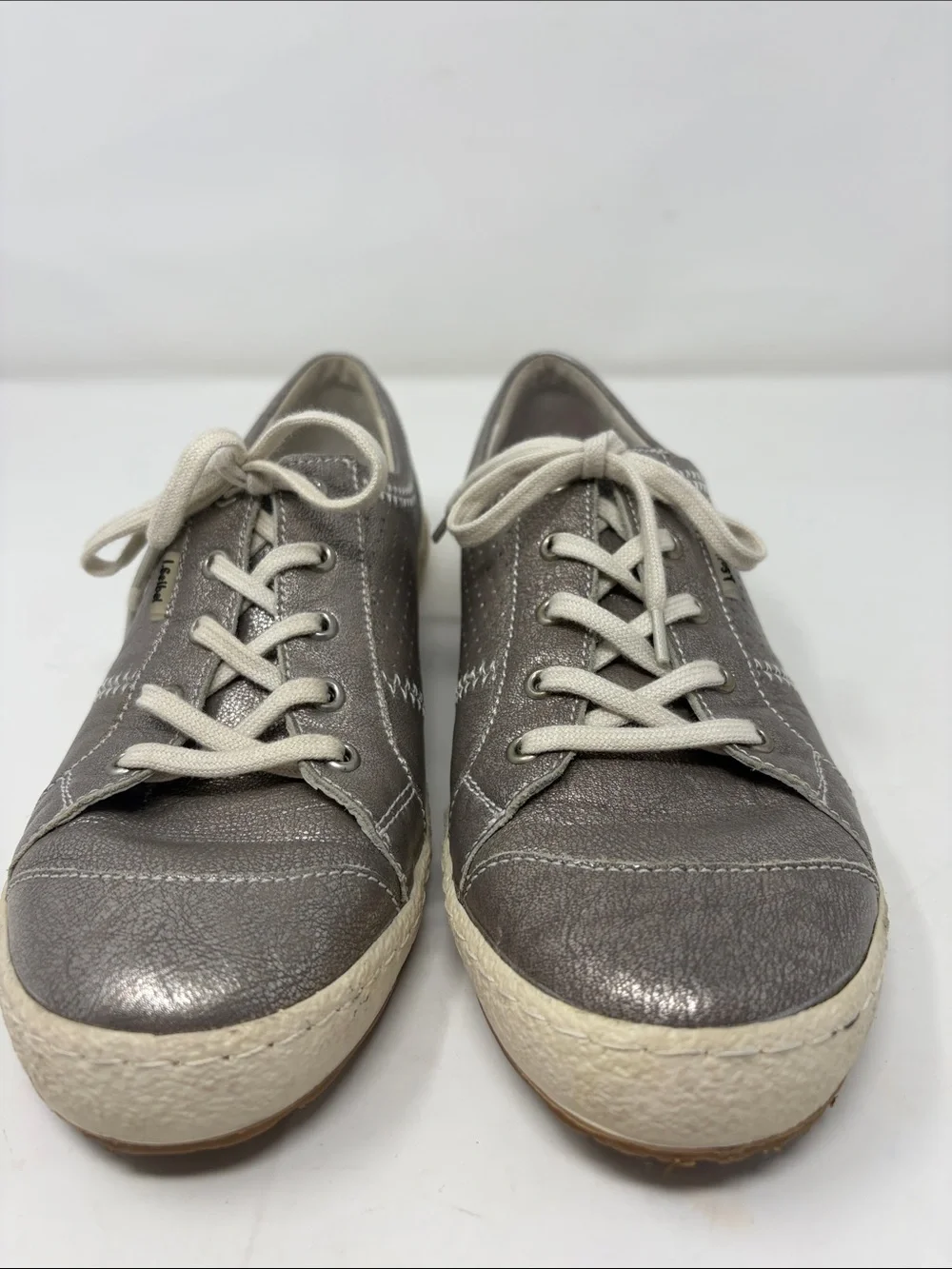 Josef Seibel Metallic Gray Lace-Up Cream Sold Sneakers Size 9